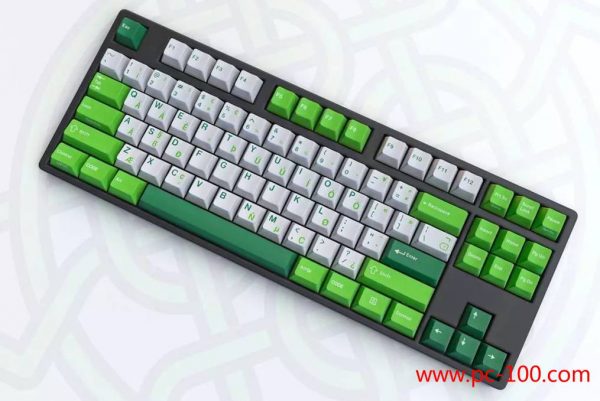 Custom color key caps arrangement pattern for mechanical gaming keyboard